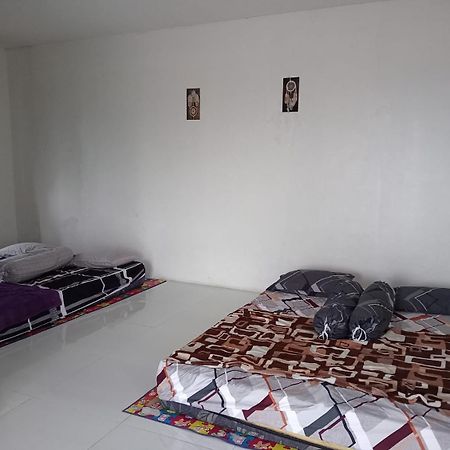 Villa Putih Cisarua Esterno foto