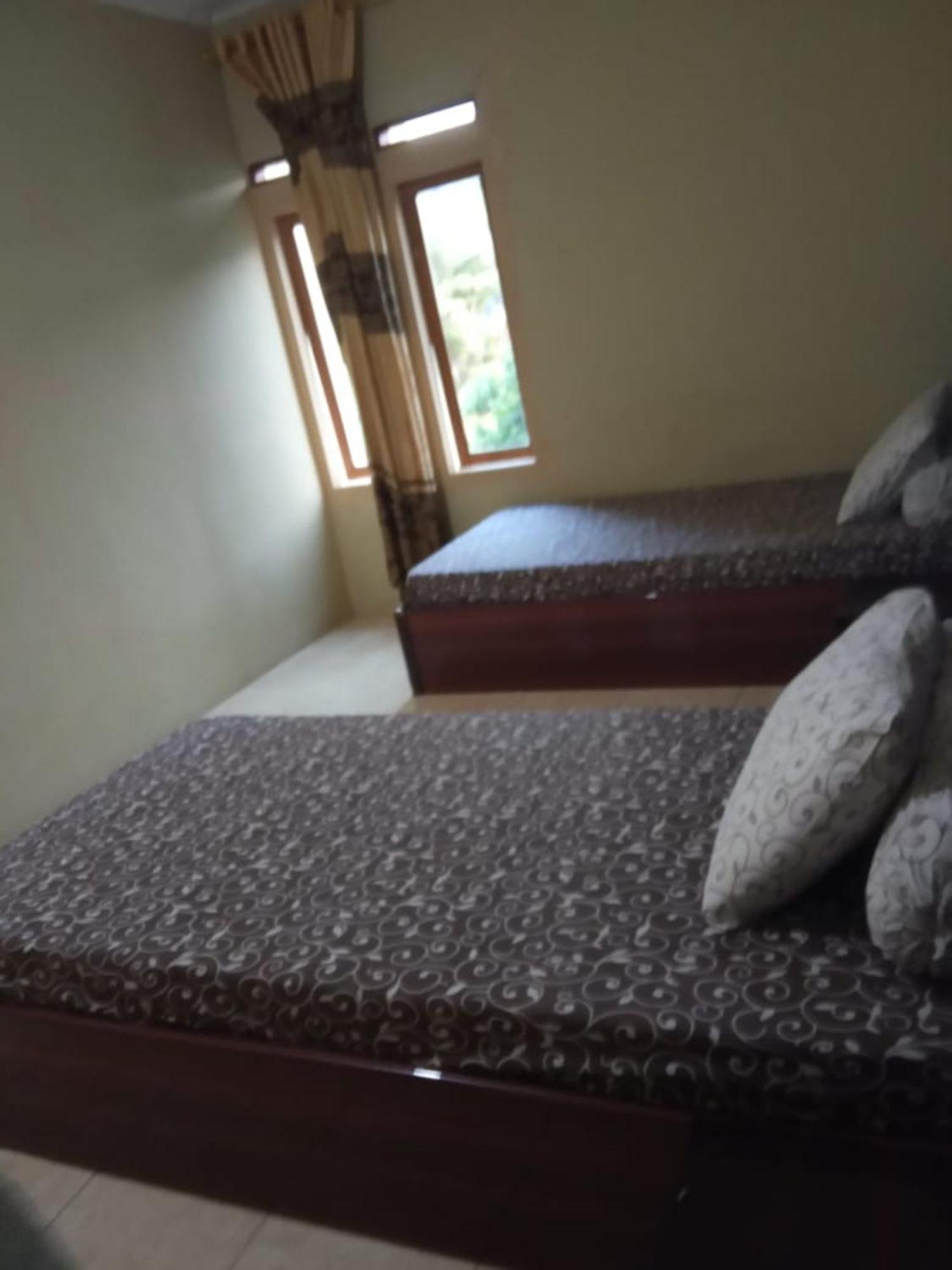 Villa Putih Cisarua Esterno foto