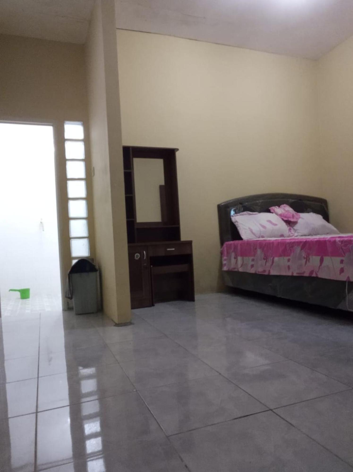 Villa Putih Cisarua Esterno foto
